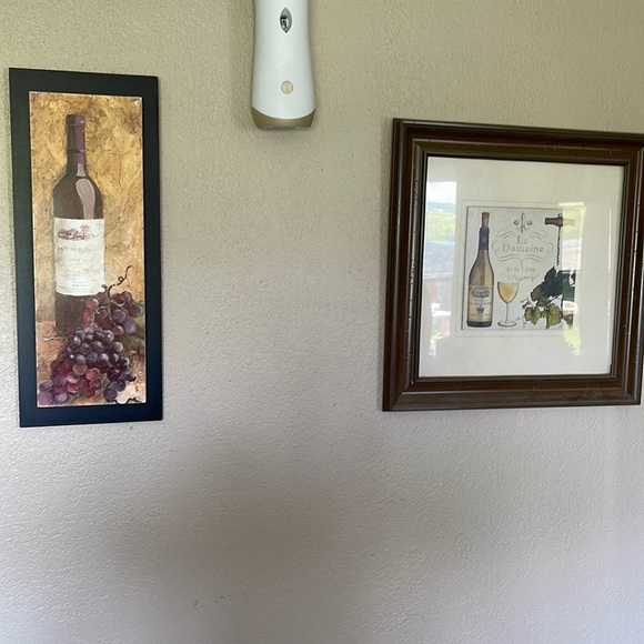 I’m am selling my current wine decor. Wanting a change